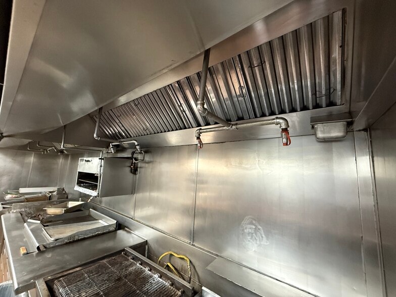 More Photos Of 4308 E Main St, Mesa Restaurant For Lease