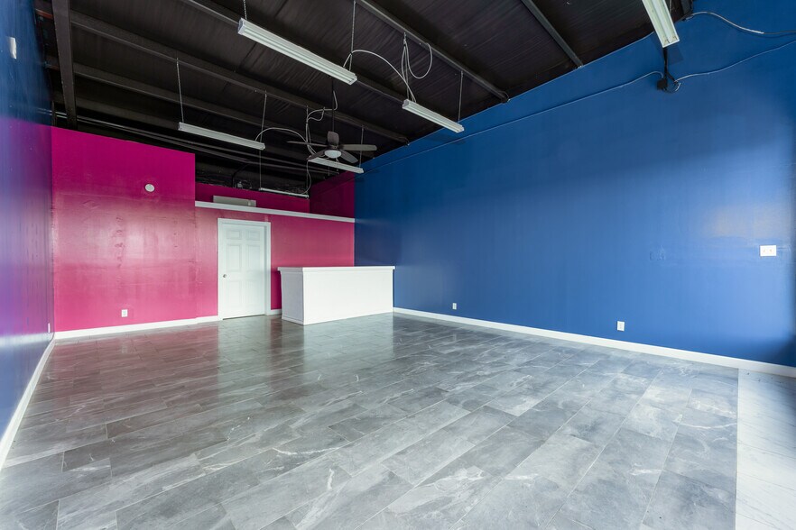 More Photos Of 801 Zillock Rd, San Benito Storefront For Lease