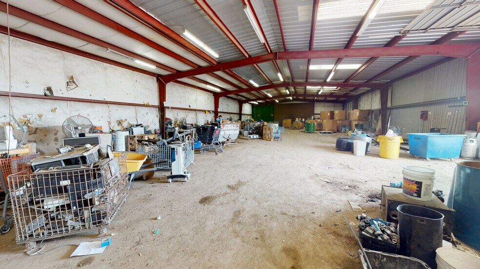 More Photos Of 9513 Brown Ln, Austin Warehouse For Sale