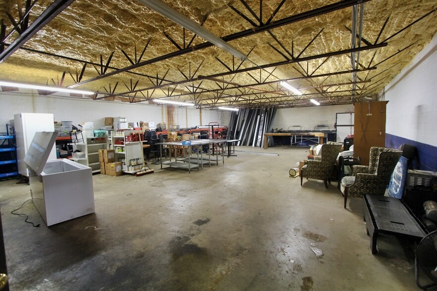 More Photos Of 1301 N Cashua Dr, Florence Specialty For Lease