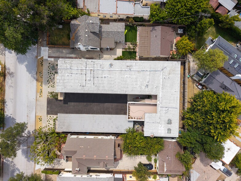 More Photos Of 3025 Glenhurst Ave, Los Angeles Apartments For Sale