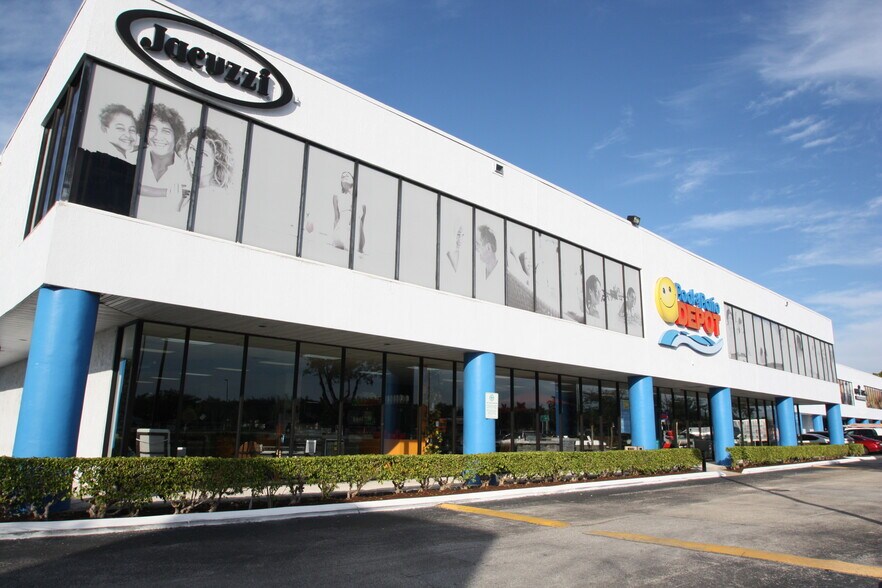 More Photos Of 2201 W Atlantic Blvd, Pompano Beach Showroom For Lease