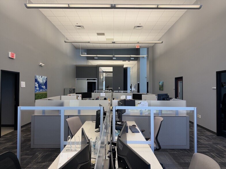 More Photos Of 5905 Decatur Blvd, Indianapolis Warehouse For Sale