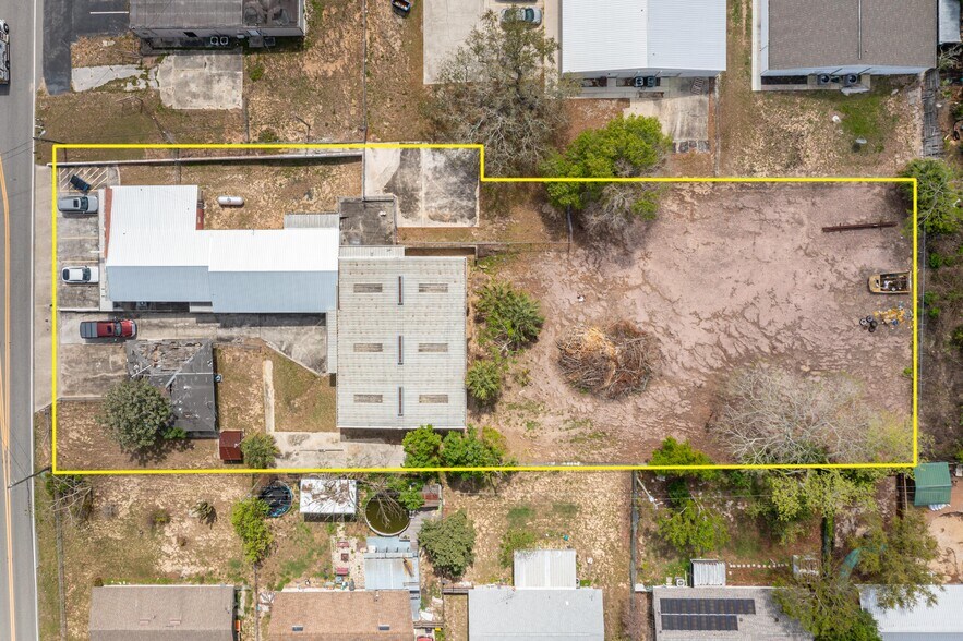 More Photos Of 19 Evergreen Dr, Lake Wales Freestanding For Sale