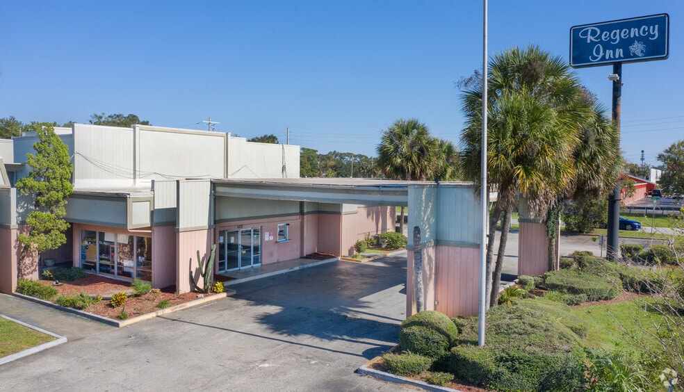 More Photos Of 6237 Arlington Expy, Jacksonville Hotel For Sale