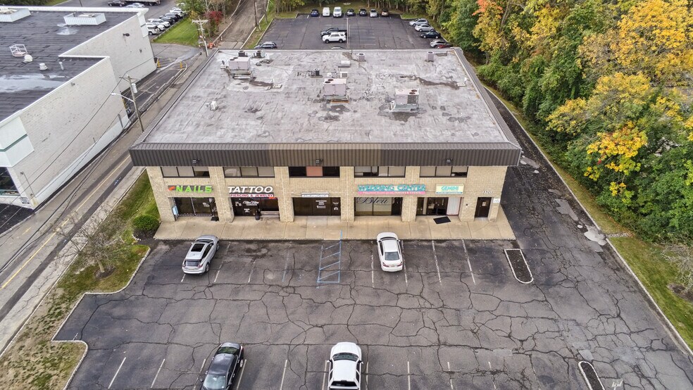 More Photos Of 1320 State Route 23, Wayne Storefront Retail Office For Lease