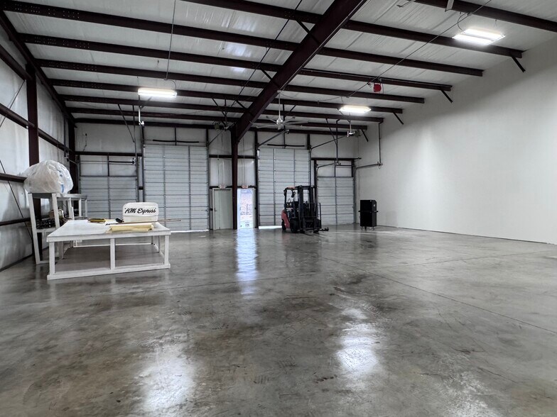 More Photos Of 2956 S Waterworks Rd, Buford Manufacturing For Lease
