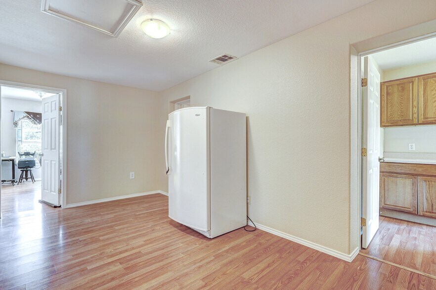 More Photos Of 201 Church Hill Ln, Liberty Hill Specialty For Sale