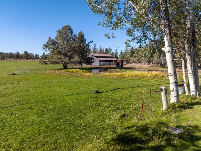 More Photos Of 61212 Obernolte Rd, Bend Specialty For Sale