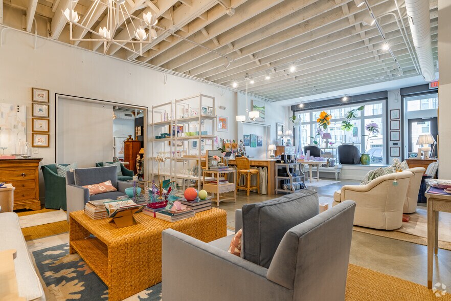 More Photos Of 2537 Broad Ave, Memphis Storefront For Sale