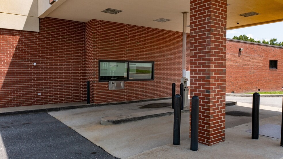 More Photos Of 130 Grove St, Fayetteville Bank For Sale