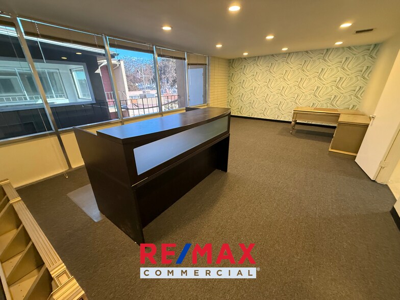 More Photos Of 14442 Whittier Blvd, Whittier Office For Sale