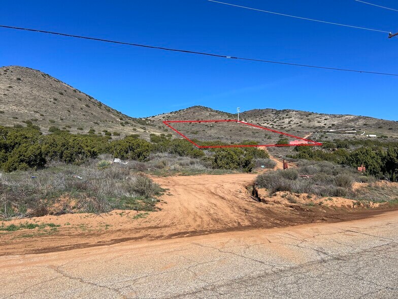 More Photos Of VIC VALLEYSAGE TUTHIL, Agua Dulce Land For Sale
