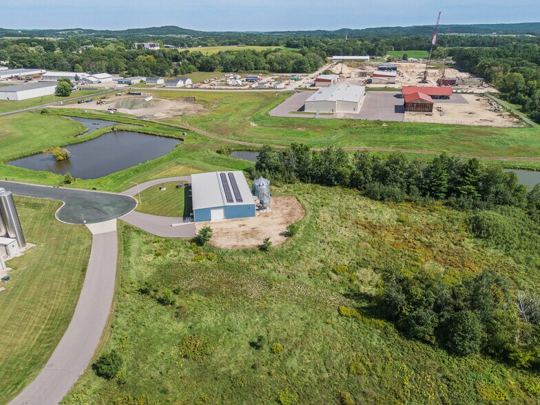 More Photos Of 605 Greenway Ct, Reedsburg Industrial For Sale