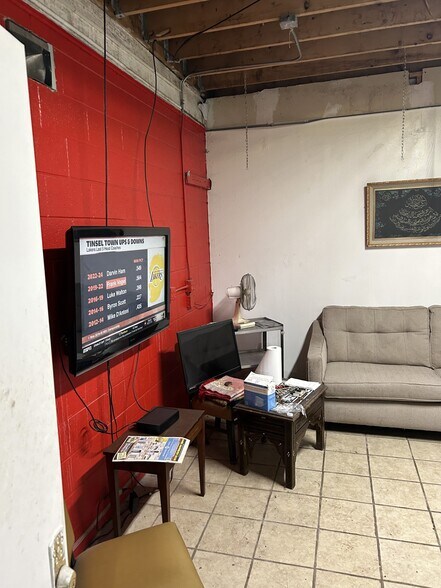 More Photos Of 15000 Fenkell St, Detroit General Retail For Sale