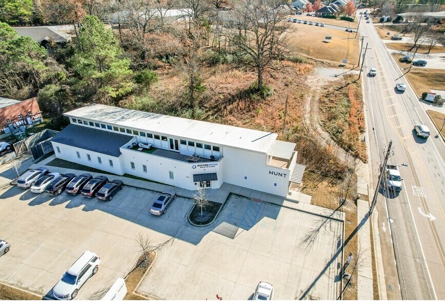 More Photos Of 1200 Office Park Dr, Oxford Medical For Lease