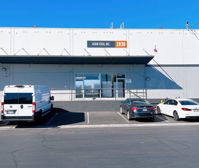 More Photos Of 2828-2840 S Alameda St, Vernon Warehouse For Lease