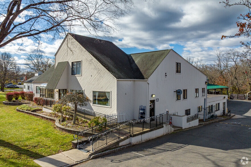 More Photos Of 230 US Highway 206, Hillsborough Freestanding For Lease