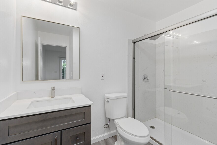 More Photos Of 1640 23rd St, San Pablo Apartments For Sale