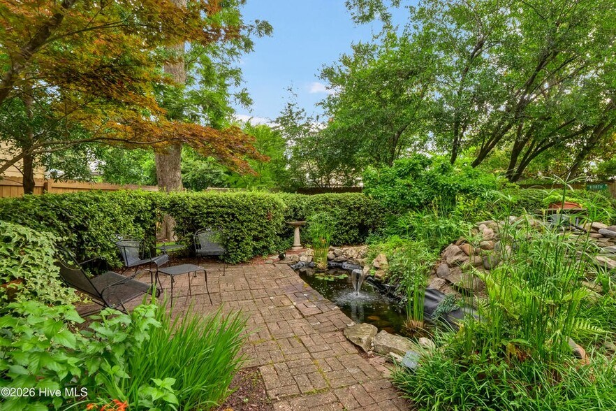 More Photos Of 412 S 3rd St, Wilmington Hospitality For Sale