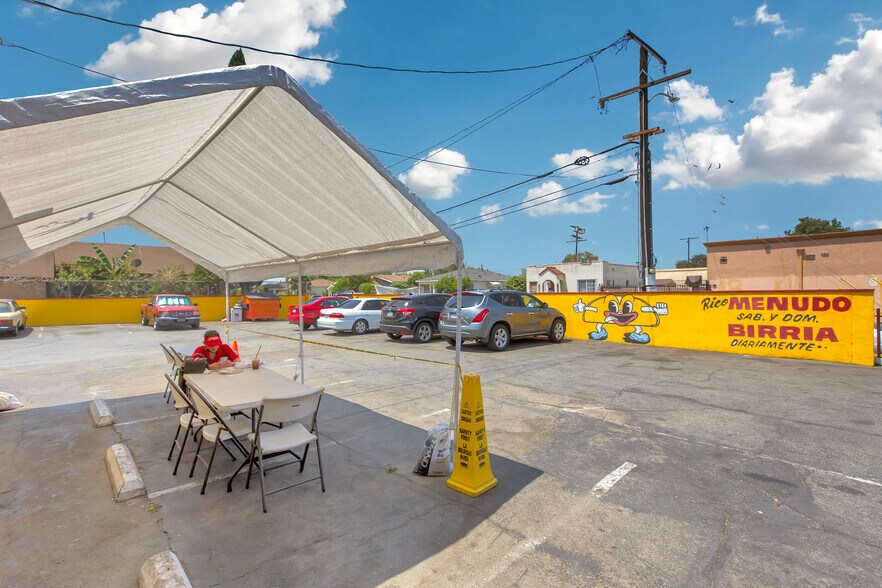 More Photos Of 3162 Martin Luther King Jr Blvd, Lynwood Restaurant For Sale