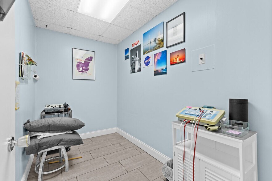 More Photos Of 111 N Fiske Blvd, Cocoa Office For Sale