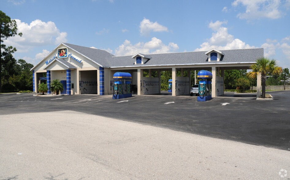 Primary Photo Of 11105 Bloomfield Dr, Orlando Carwash For Sale