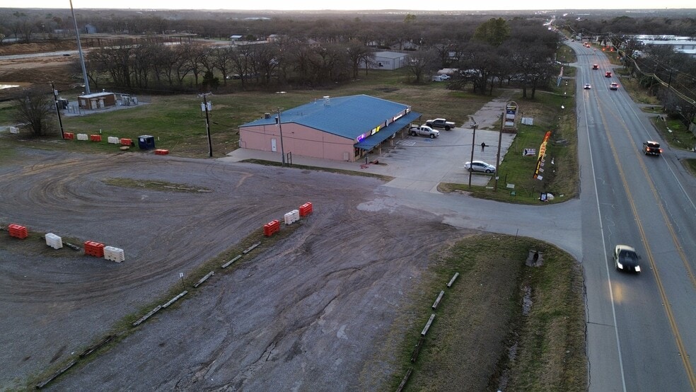 More Photos Of 5166 E FM 1187, Burleson Storefront Retail Office For Lease