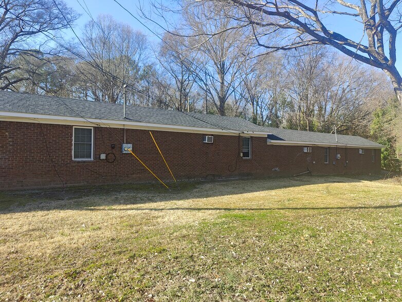 More Photos Of 916 E Raleigh Blvd, Rocky Mount Apartments For Sale