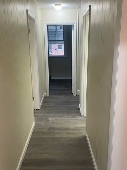 More Photos Of 611 Sligo Ave, Silver Spring Storefront Retail Office For Sale