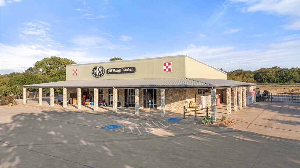 More Photos Of 2521 E US Highway 377, Granbury Freestanding For Sale