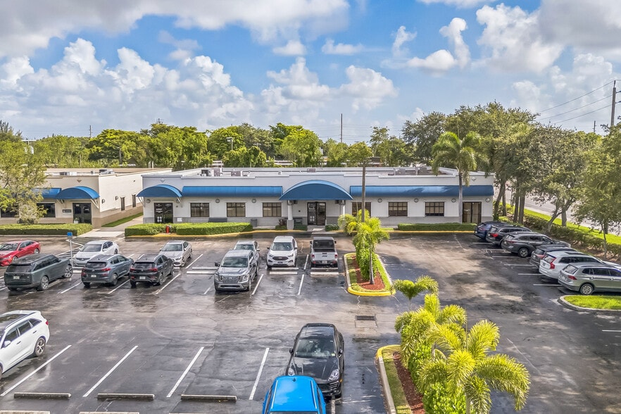 More Photos Of 4665 S Congress Ave, Lake Worth Medical For Lease