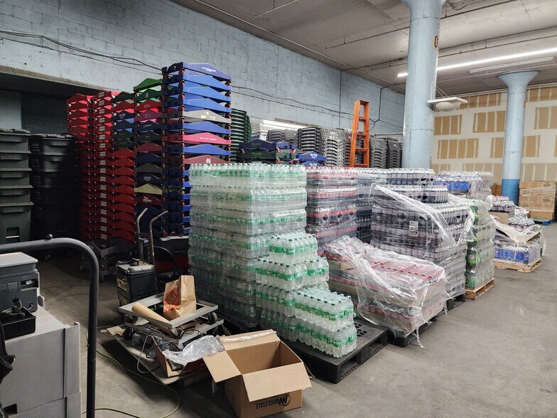 More Photos Of 38-20 Review Ave, Long Island City Warehouse For Lease