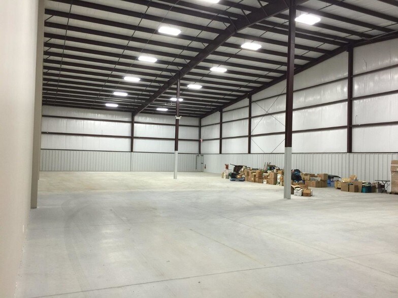 More Photos Of 3702 S Elwood Ave, Tulsa Warehouse For Sale