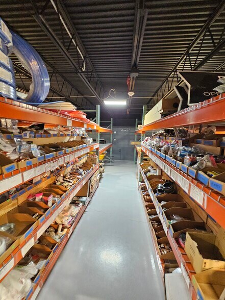 More Photos Of 456 Union Blvd, Allentown Light Manufacturing For Sale