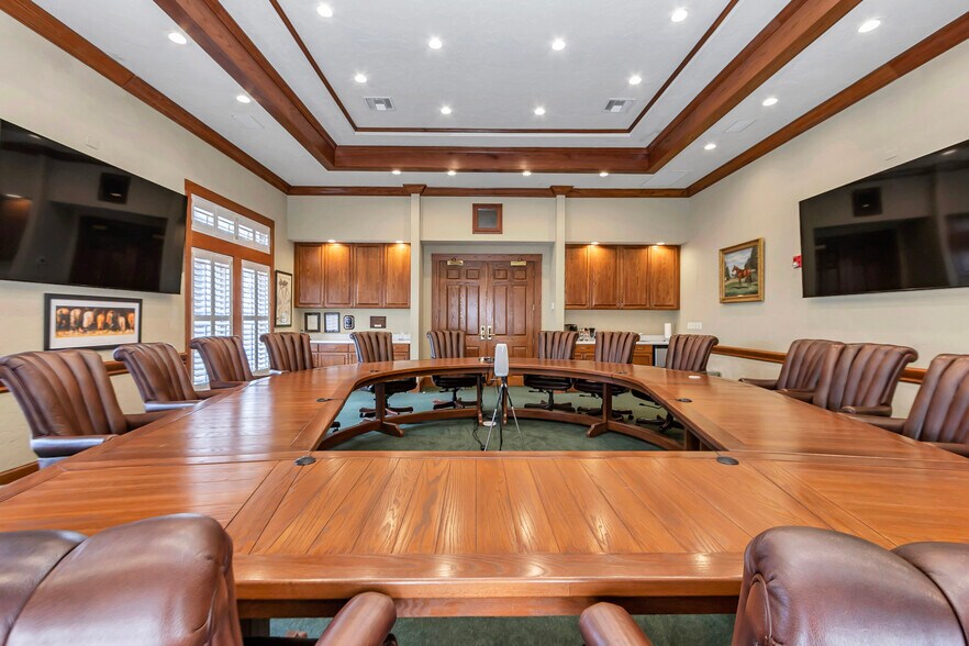 More Photos Of 801 SW 60th Ave, Ocala Office For Lease