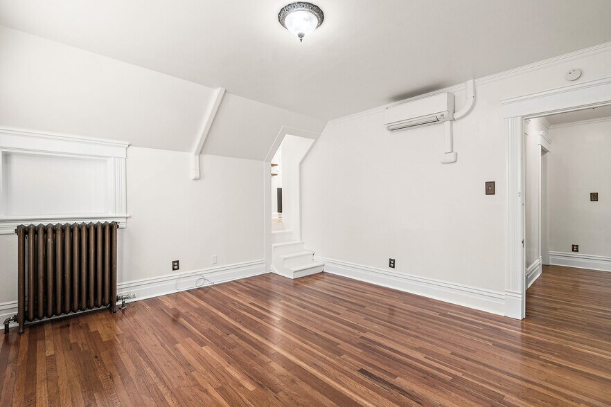 More Photos Of 2389 W Boise Ave, Boise Specialty For Sale