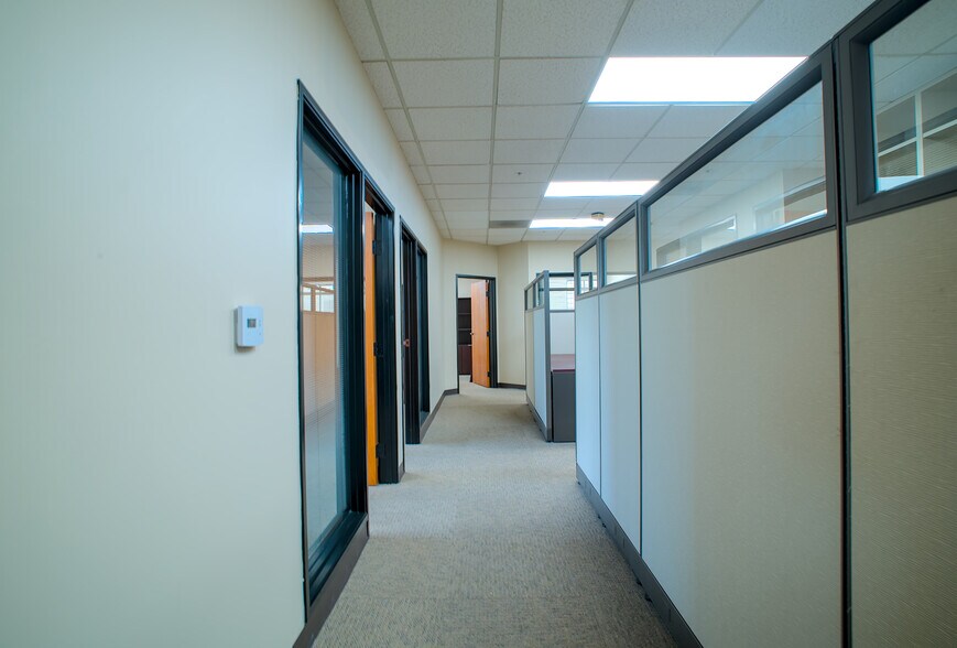 More Photos Of 1611 E 4th St, Santa Ana Loft Creative Space For Lease