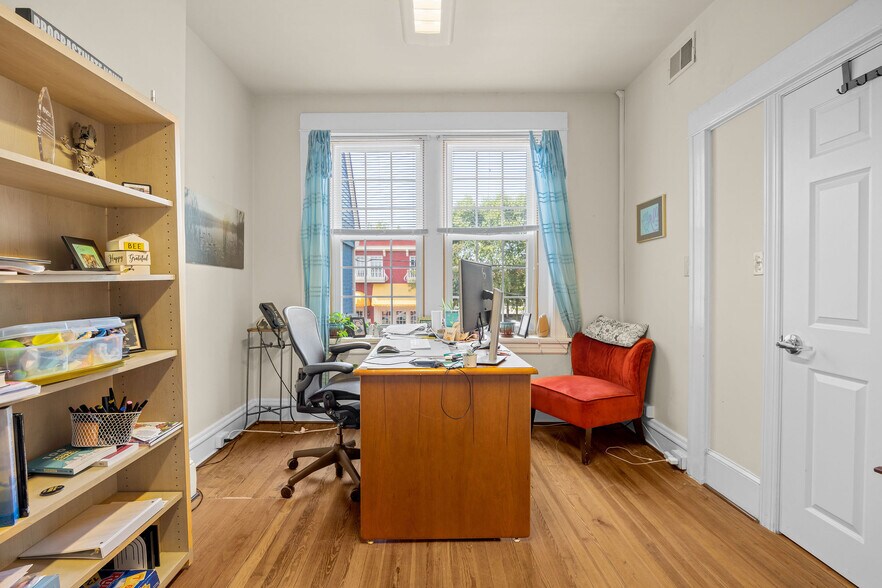 More Photos Of 1312 W Main St, Richmond Office For Lease