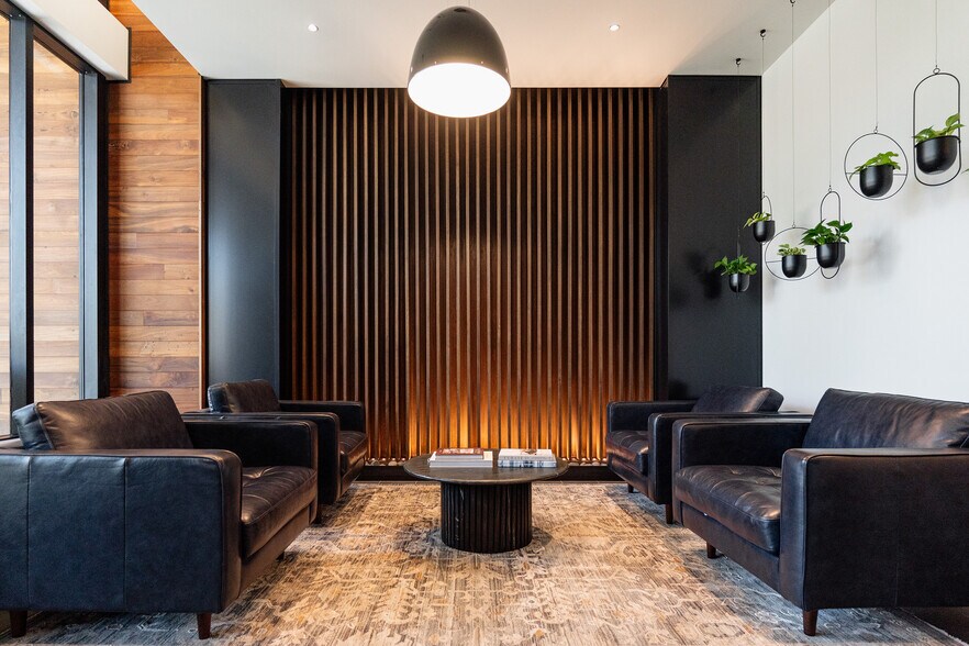 More Photos Of 3710 Harney St, Omaha Apartments For Lease