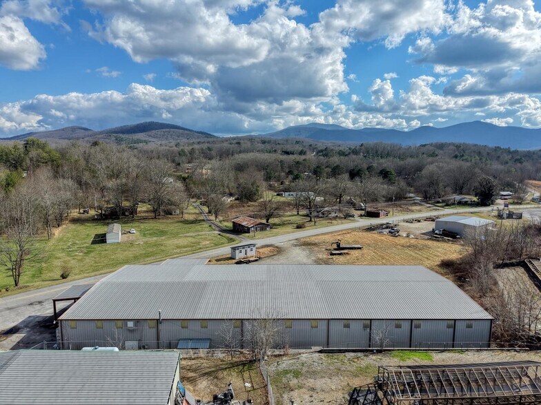 More Photos Of 86 Old Blue Ridge Hwy, Blairsville Warehouse For Sale