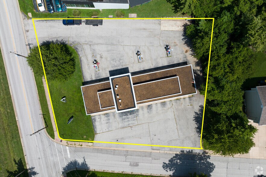 More Photos Of 3800 Adie Rd, Saint Ann General Retail For Sale