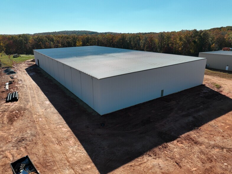 More Photos Of 293 Ewing Dr, Rustburg Warehouse For Lease