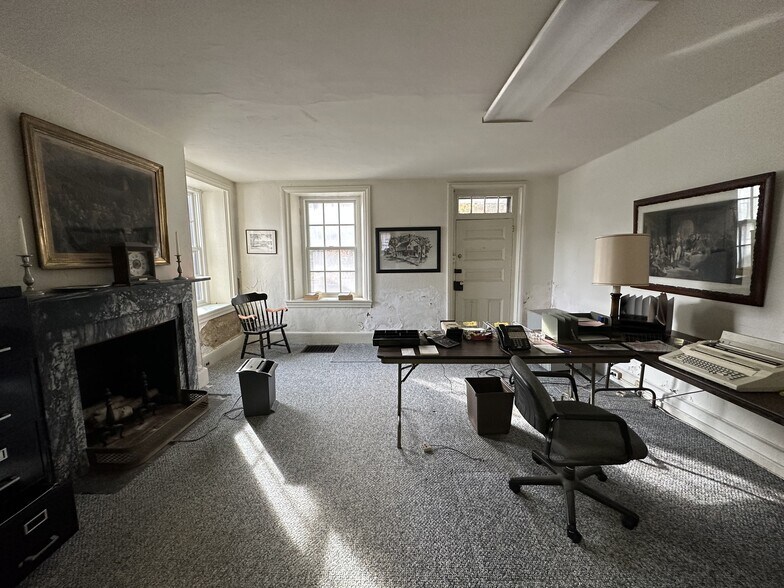 More Photos Of 601 Conestoga Rd, Villanova Office For Lease