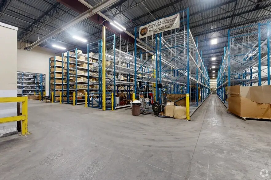 More Photos Of 1810 Lemoyne Ave, Syracuse Warehouse For Lease