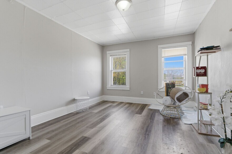 More Photos Of 126 140 Sayles, Woonsocket Apartments For Sale