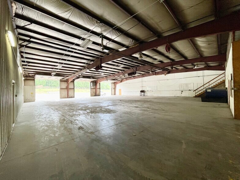 More Photos Of 14 Sewer Plant Rd, Buckhannon Warehouse For Lease