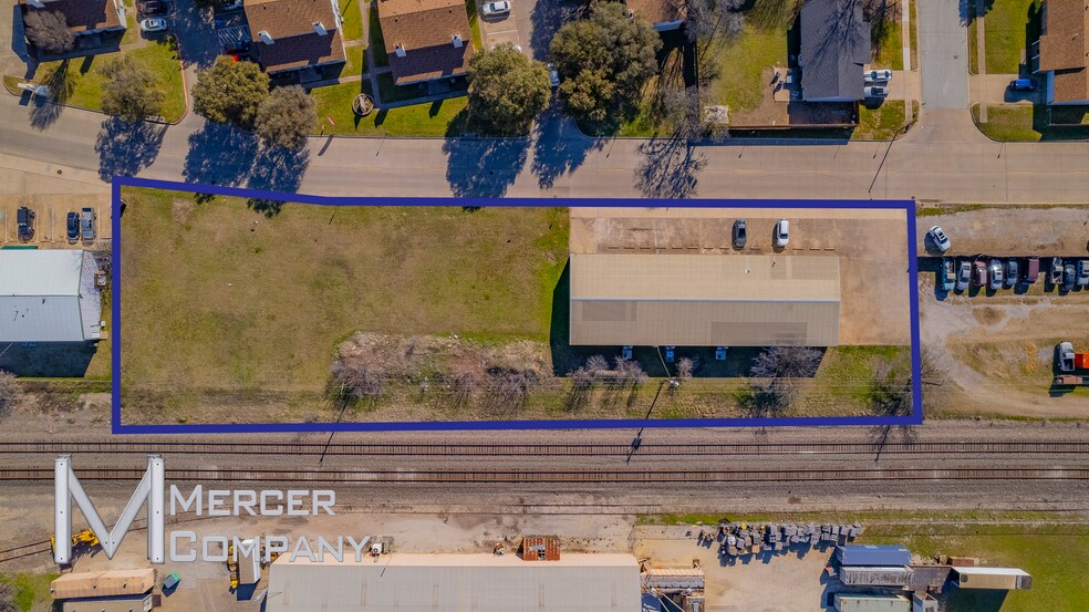 More Photos Of 120 S Hampton Rd, Crowley Storefront Retail Office For Sale