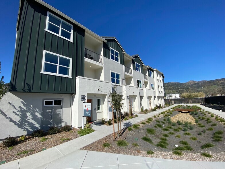 More Photos Of 1440 Grant St, Calistoga Multifamily For Sale