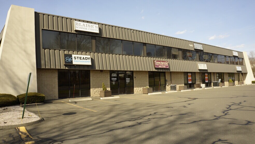 More Photos Of 540 E Main St, Branford Flex For Sale